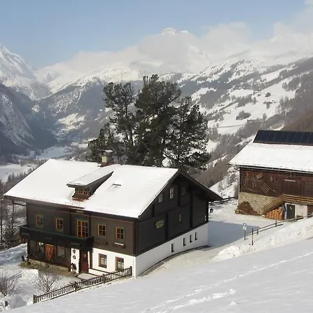 Zirbenhof Farmház *