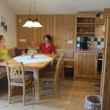 Gospodarstwo agroturystyczne Zirbenhof *