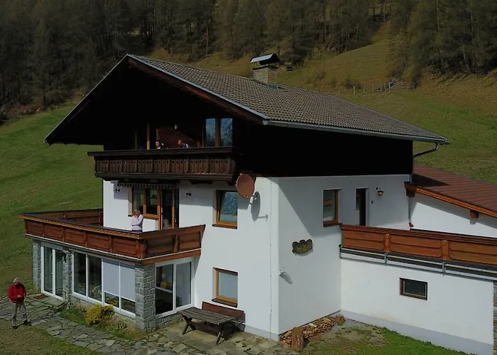 Farm stay Zirbenhof *